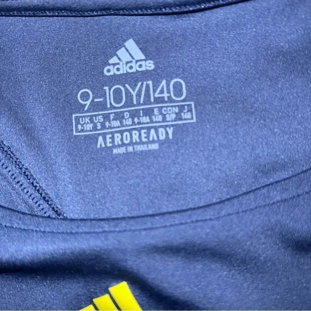 Adidas tank size 9/10 - Picture 2 of 3